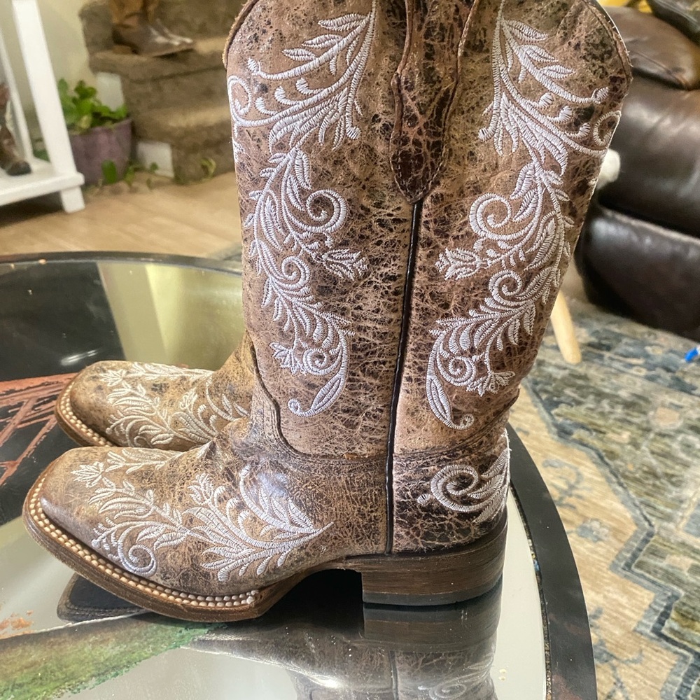 Brown Western Embroidered girls boots